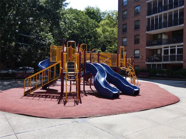 35-31 85th Street 5N, Jackson Heights, NY 11372