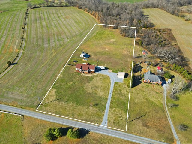 6212 H B Lee Rd, Springfield, TN 37172