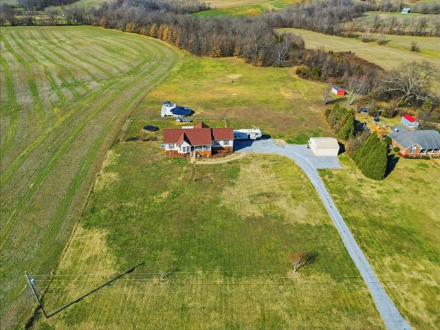 6212 H B Lee Rd, Springfield, TN 37172