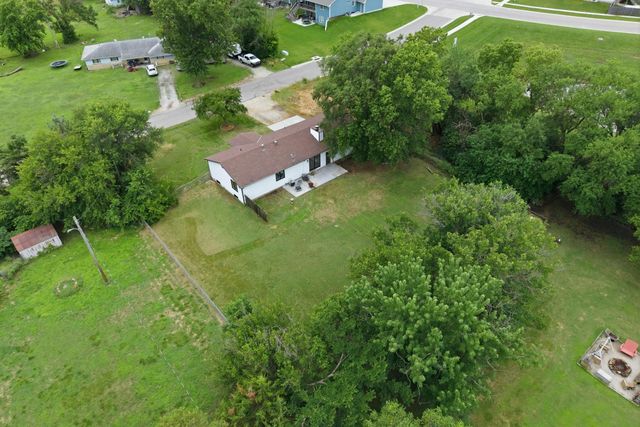 10800 E Kinkaid Ave, Wichita, KS 67207