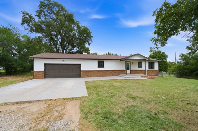 10800 E Kinkaid Ave, Wichita, KS 67207