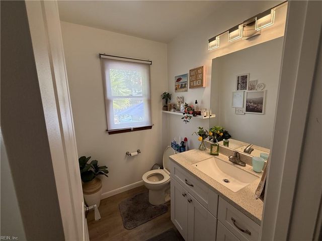 709 Harris Point DR, Virginia Beach, VA 23455