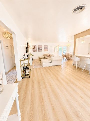 1818 MEADOW LANE, Clearwater, FL 33764
