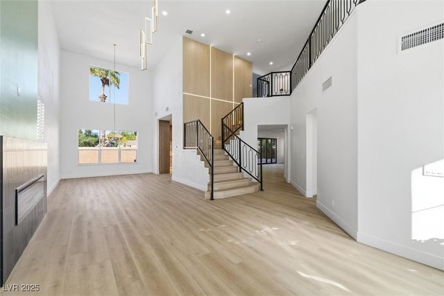 2566 Antique Blossom Avenue, Henderson, NV 89052