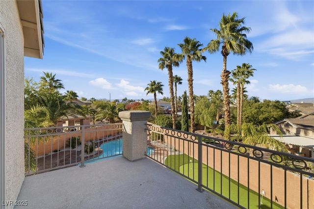 2566 Antique Blossom Avenue, Henderson, NV 89052