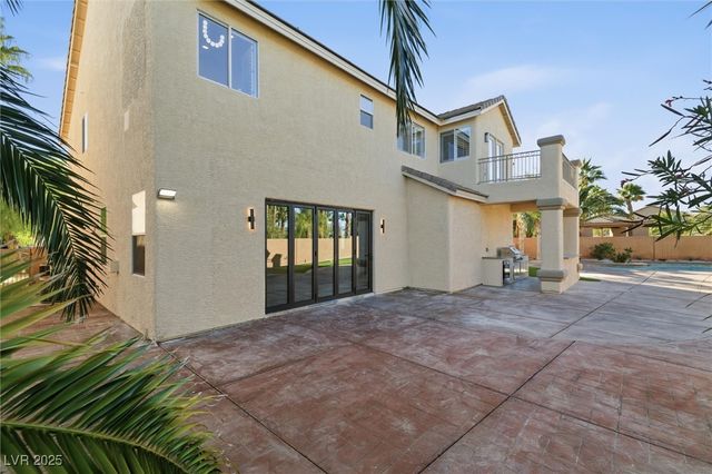 2566 Antique Blossom Avenue, Henderson, NV 89052