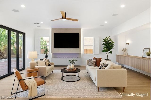 2566 Antique Blossom Avenue, Henderson, NV 89052