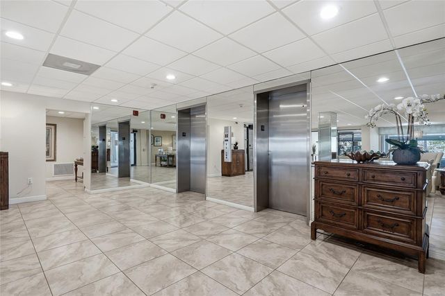 1651 SAND KEY ESTATES COURT 78, Clearwater Beach, FL 33767