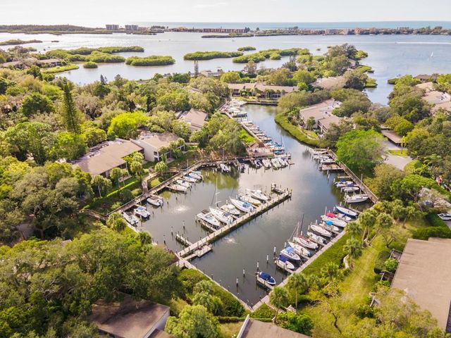 1519 PELICAN POINT DRIVE 288, Sarasota, FL 34231