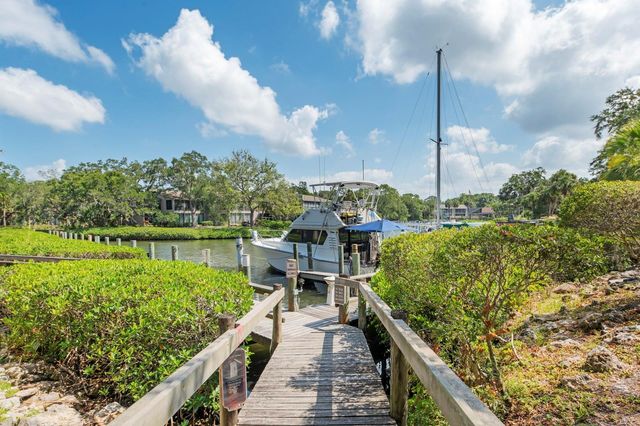 1519 PELICAN POINT DRIVE 288, Sarasota, FL 34231