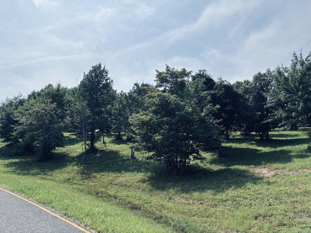 800 Sunset Circle, Jasper, TN 37347