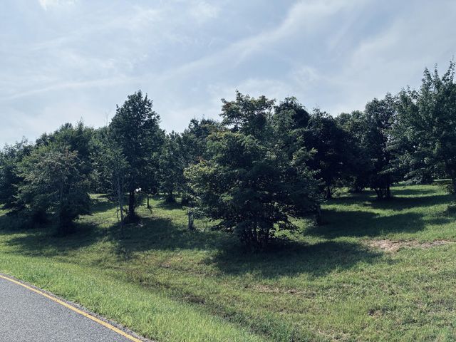 800 Sunset Circle, Jasper, TN 37347