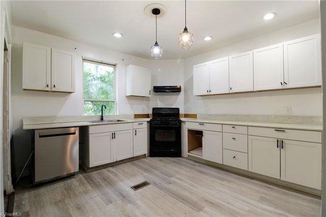 613 Douglas Street, Greensboro, NC 27406