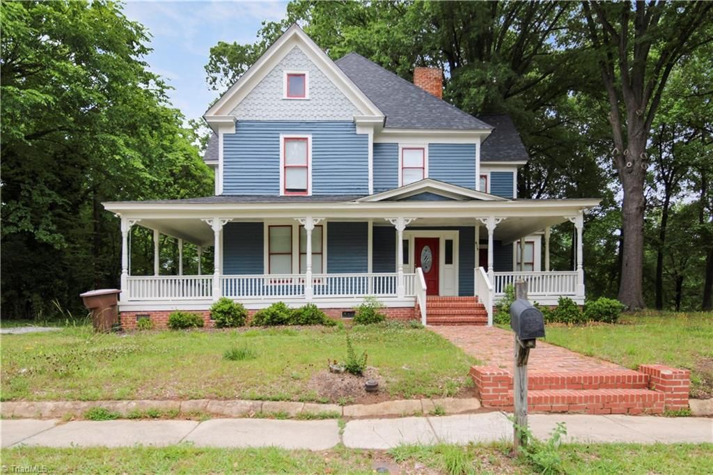 613 Douglas Street, Greensboro, NC 27406