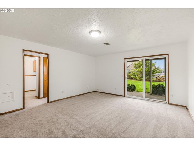 14812 Ne ROSE Pkwy, Portland, OR 97230