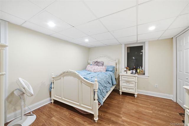 28 Berkshire Road, Holbrook, NY 11741