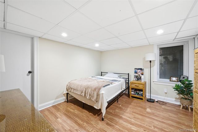 28 Berkshire Road, Holbrook, NY 11741