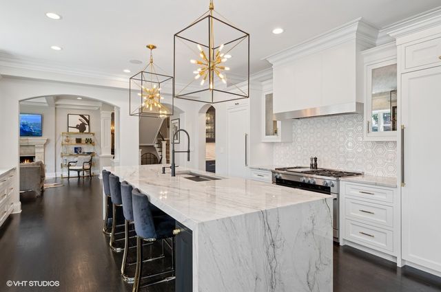 358 Winnetka Avenue, Winnetka, IL 60093