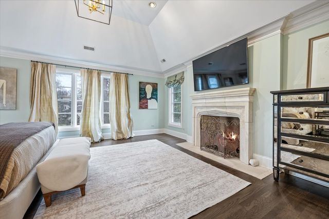 358 Winnetka Avenue, Winnetka, IL 60093