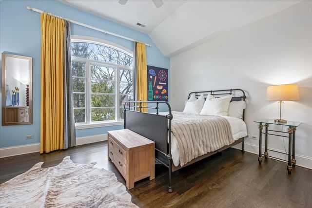 358 Winnetka Avenue, Winnetka, IL 60093