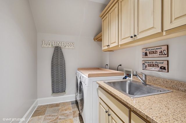 358 Winnetka Avenue, Winnetka, IL 60093