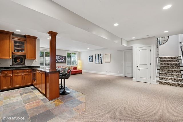 358 Winnetka Avenue, Winnetka, IL 60093