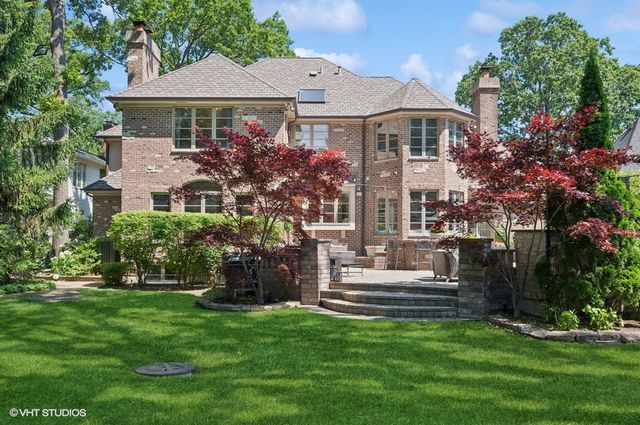 358 Winnetka Avenue, Winnetka, IL 60093