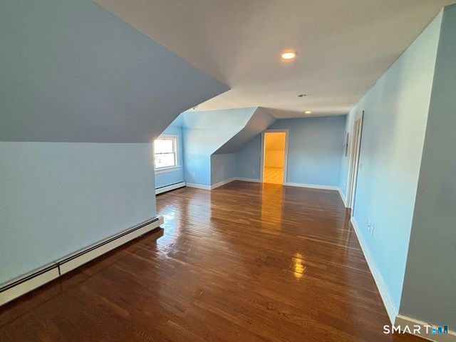 358 Park Avenue 3rd Floor, Bridgeport, CT 06604