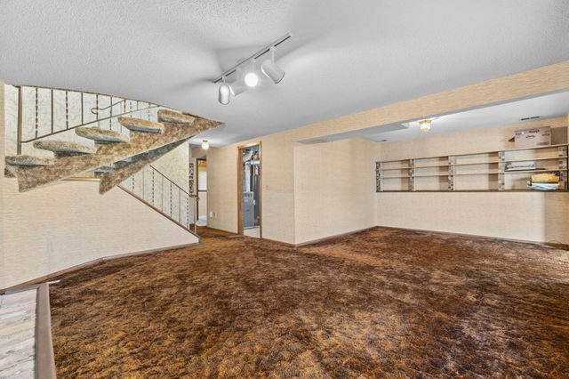 7708 82nd Avenue N, Brooklyn Park, MN 55445