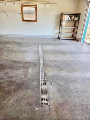 7708 82nd Avenue N, Brooklyn Park, MN 55445