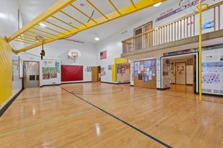 7708 82nd Avenue N, Brooklyn Park, MN 55445