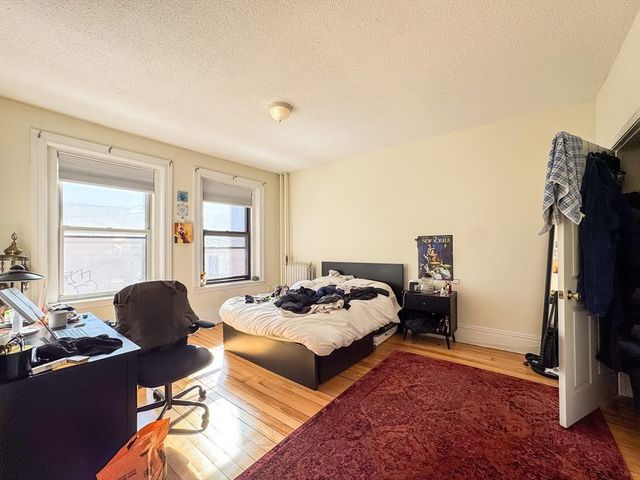 12 Glenville Ave 1, Boston, MA 02134