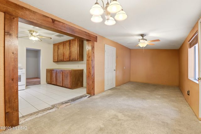 943 W Calle Garcia, Tucson, AZ 85706