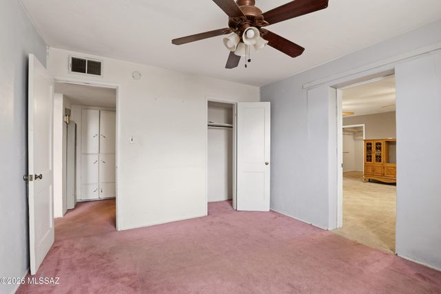 943 W Calle Garcia, Tucson, AZ 85706