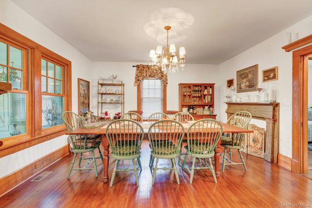 1025 9th Street, Greenport, NY 11944