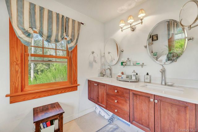 1025 9th Street, Greenport, NY 11944