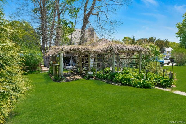1025 9th Street, Greenport, NY 11944