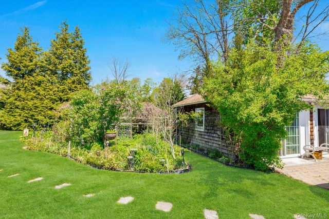 1025 9th Street, Greenport, NY 11944
