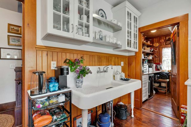 1025 9th Street, Greenport, NY 11944