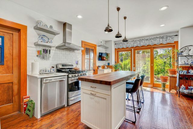 1025 9th Street, Greenport, NY 11944