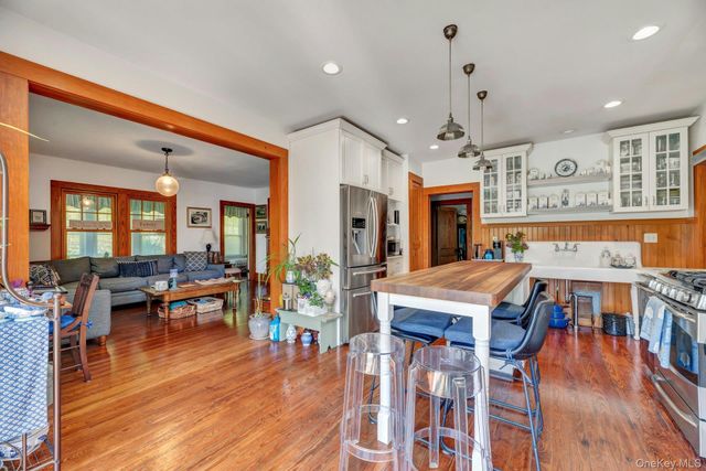 1025 9th Street, Greenport, NY 11944
