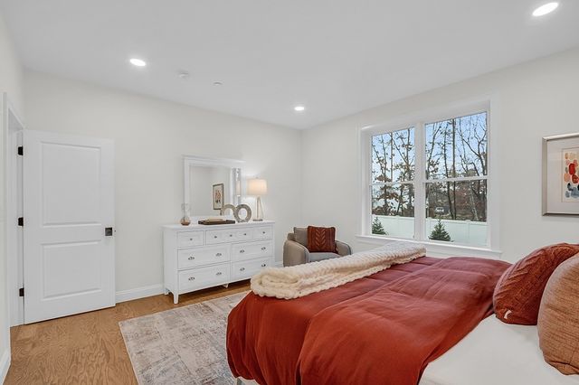 7 East Dexter Avenue 13, Woburn, MA 01801