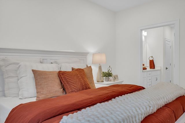 7 East Dexter Avenue 13, Woburn, MA 01801