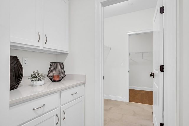 7 East Dexter Avenue 13, Woburn, MA 01801