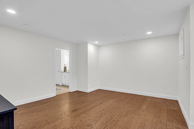 7 East Dexter Avenue 13, Woburn, MA 01801