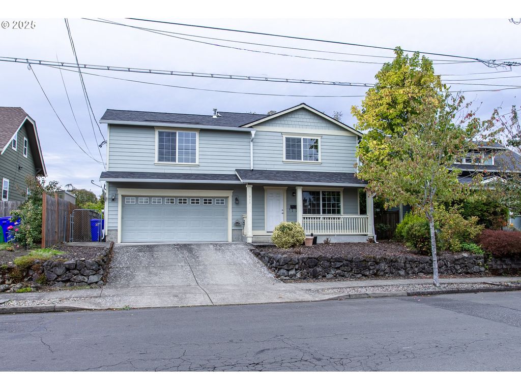 1011 Ne 79TH Ave, Portland, OR 97213