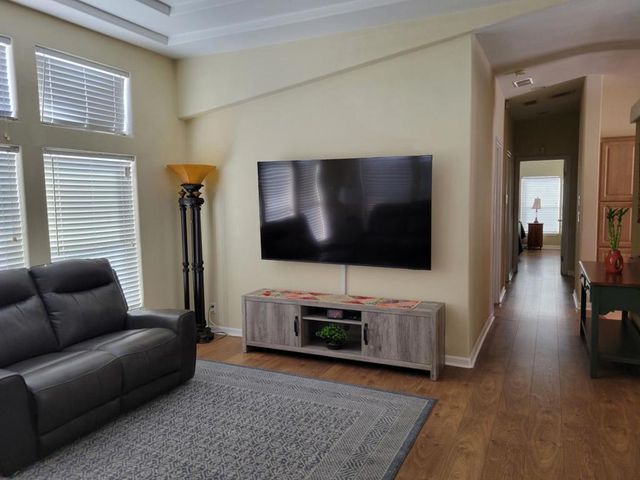 1220 Vienna Drive, Sunnyvale, CA 94089