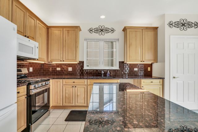 37089 N Bonnie Brae Road, Lake Villa, IL 60046
