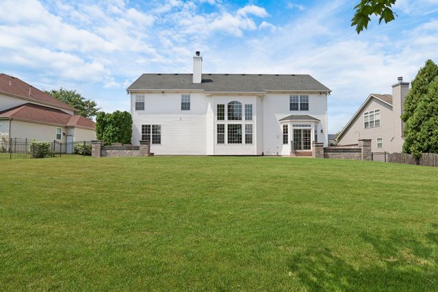 37089 N Bonnie Brae Road, Lake Villa, IL 60046