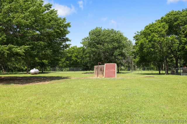 5181 State Road 70 E, Durant, OK 74701